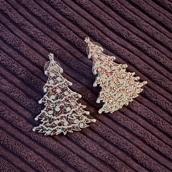 Jewelry - Sparkling Christmas Tree Earrings
